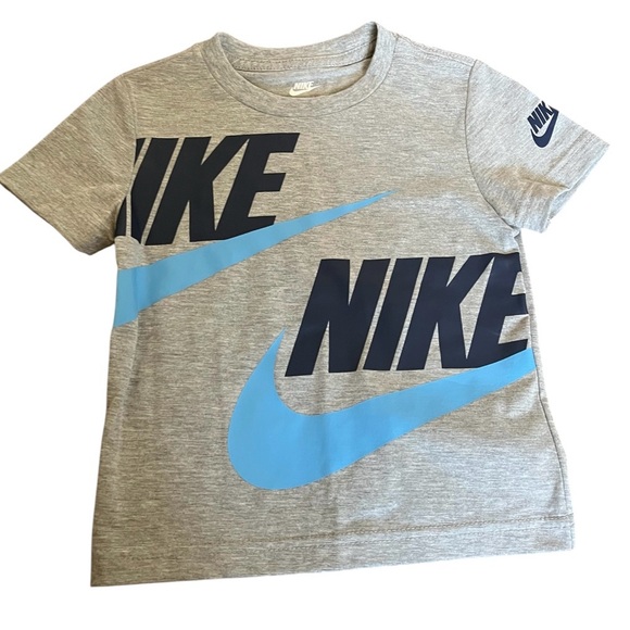Nike Gray and Blue T-Shirt and Shorts Set Toddler Boy Size 3T New with Tags - Picture 3 of 3